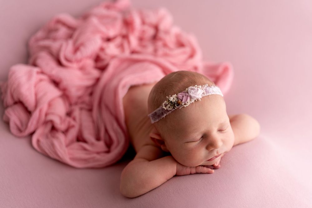 newborn Nové Zámky, novorodenci, novorodenecké fotenie fotografka fotograf