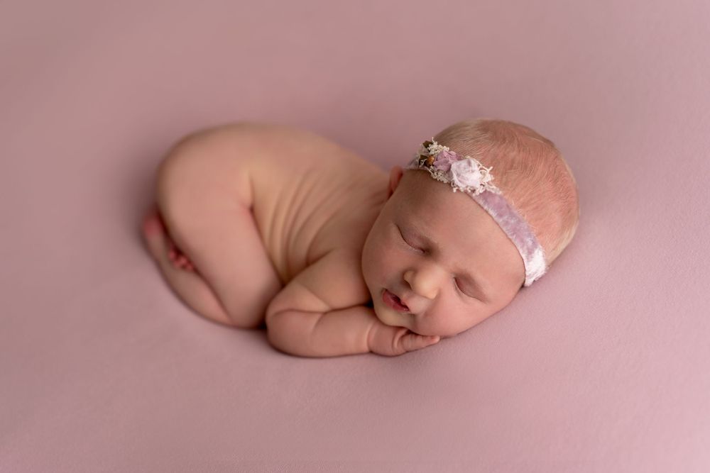 novorodenecká fotografka fotograf Nové Zámky novorodenecké fotenie newborn bábätká novorodenec