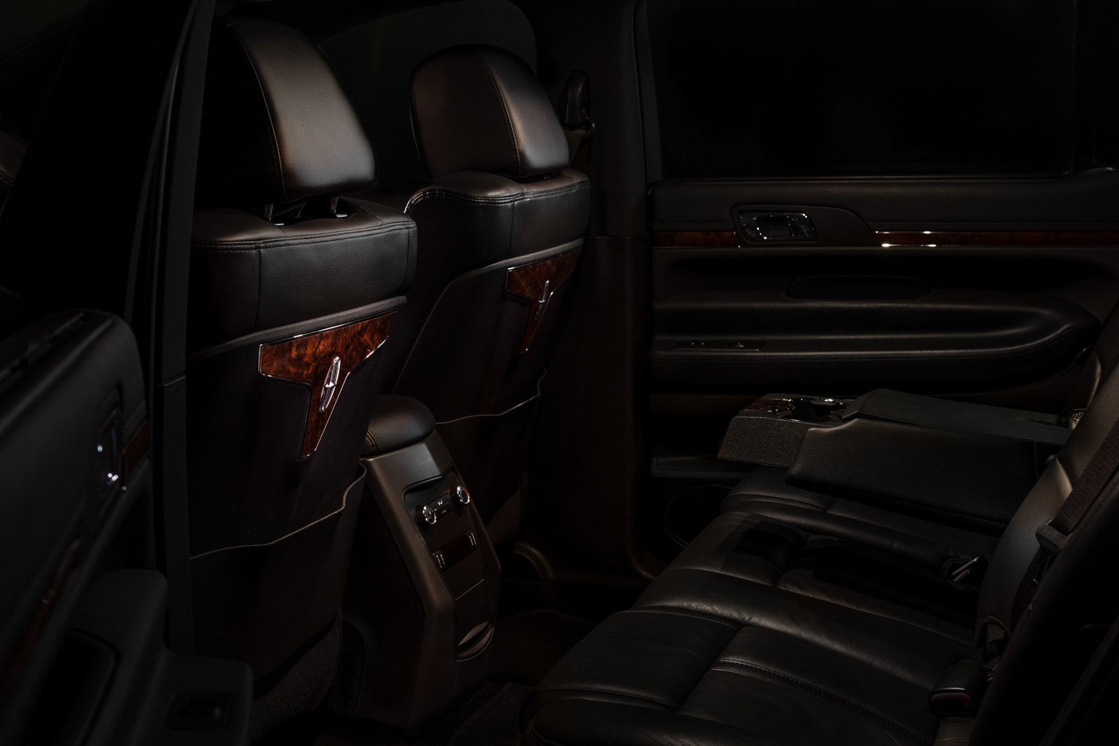 LIVERY LANE BLACK CAR SERVICES