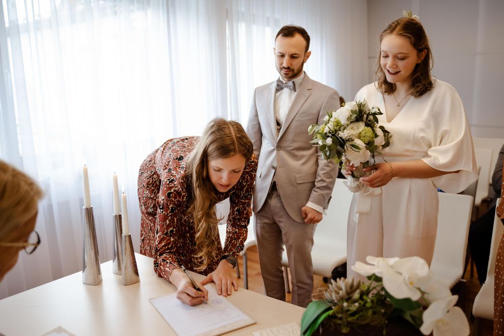 Reportage Hochzeitsfotograf Berlin Hochzeitsfotograf für standesamtliche Trauung  Günstiger Fotoshooting Wedding