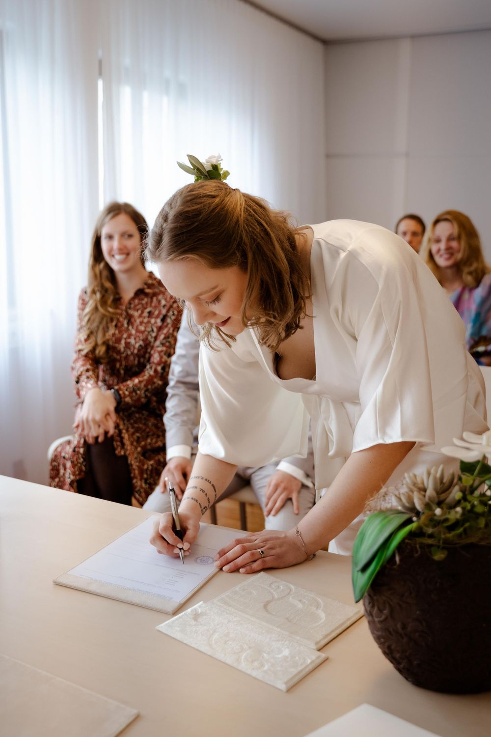 Reportage Hochzeitsfotograf Berlin Hochzeitsfotograf für standesamtliche Trauung Günstiger Fotoshooting Wedding