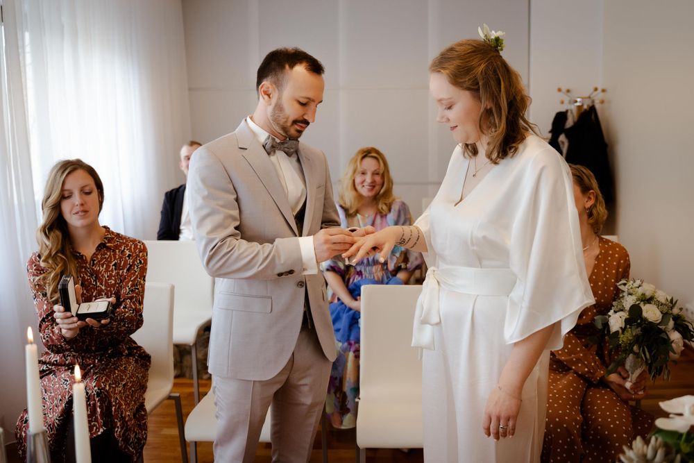 Reportage Hochzeitsfotograf Berlin Hochzeitsfotograf für standesamtliche Trauung Günstiger Fotoshooting Wedding