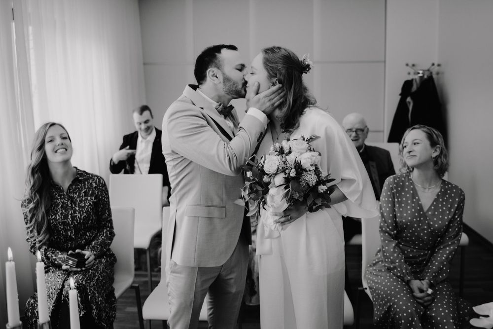 Reportage Hochzeitsfotograf Berlin Hochzeitsfotograf für standesamtliche Trauung  Günstiger Fotoshooting Wedding