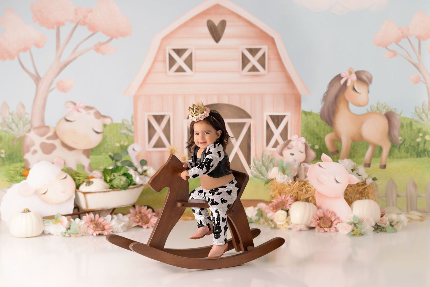 la comadre lulu pastel farm cake smash, baby girl first birthday photoshoot, los angeles california, best photographer