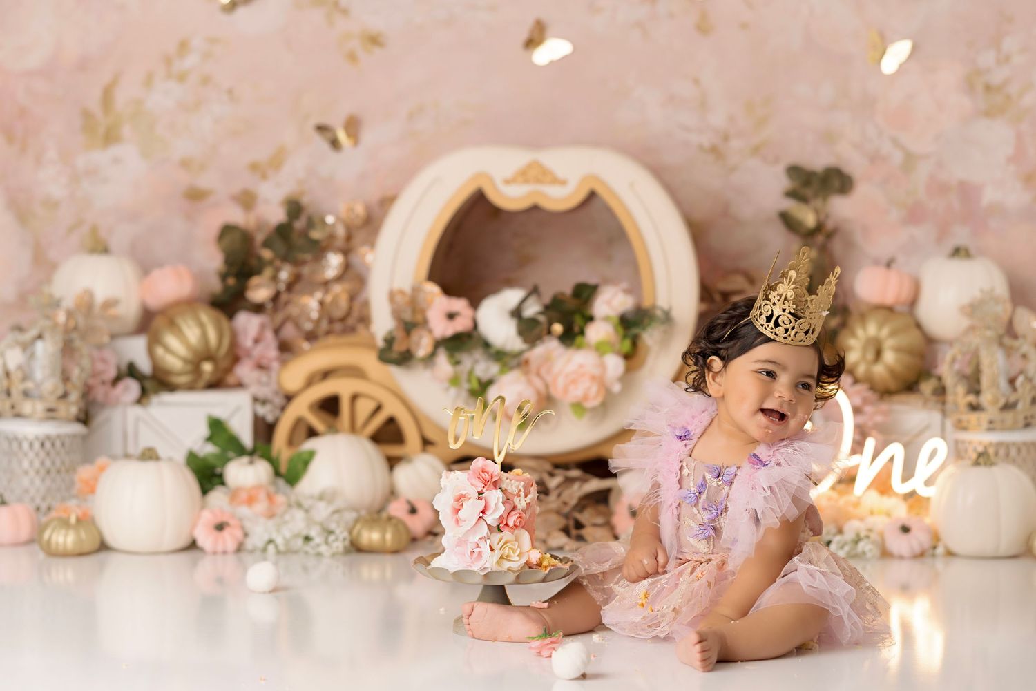 pumpkin princess pink fall cake smash, baby girl first birthday photoshoot, los angeles california, best photographer