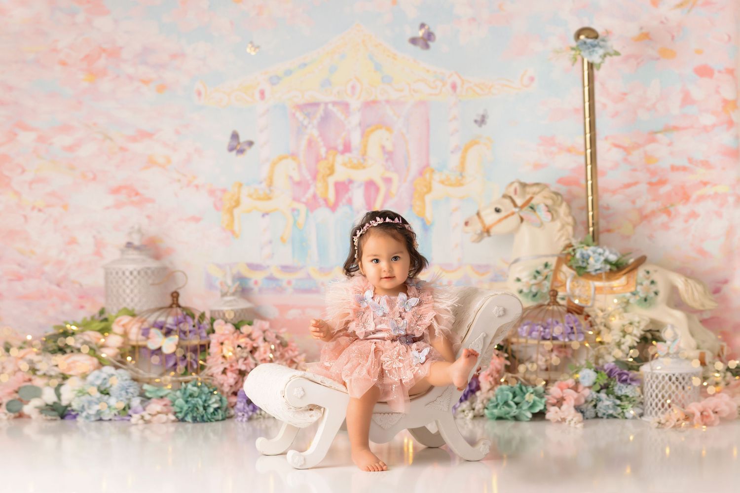 carousel pink pastel cake smash, baby girl first birthday photoshoot, los angeles california, best photographer