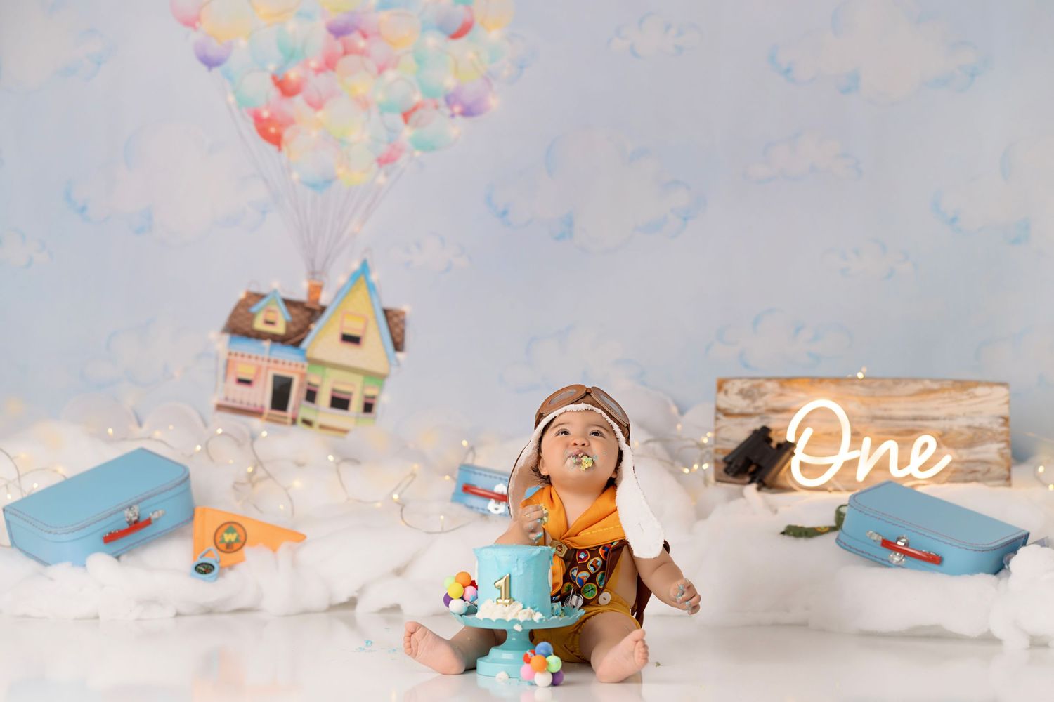 up cake smash, baby boy first birthday photoshoot, los angeles california, best photographer