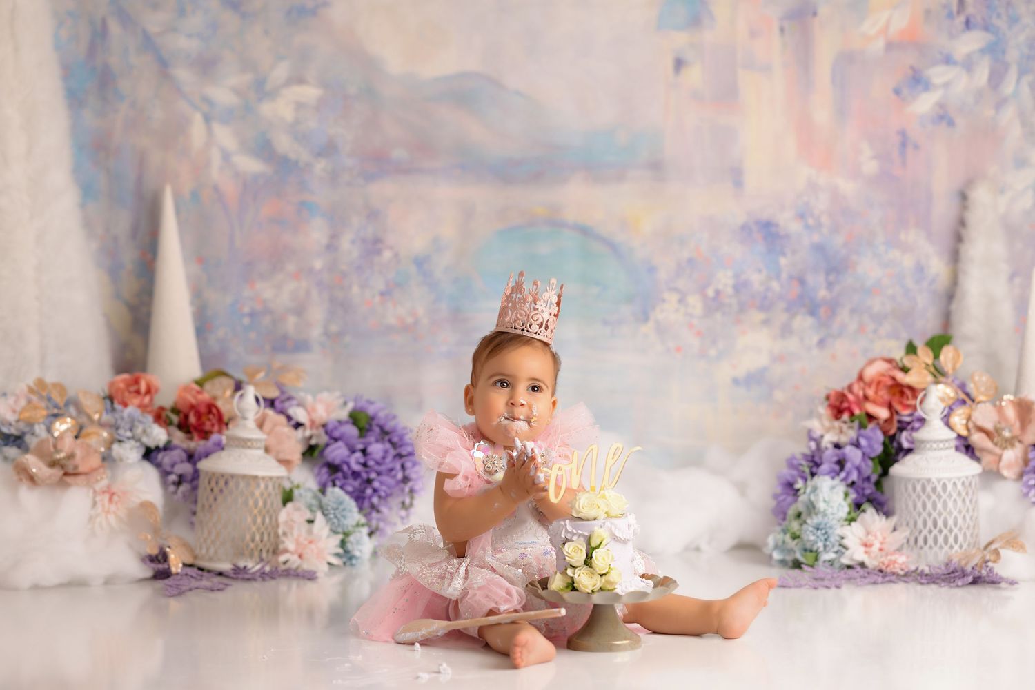 winter onederland princess cake smash, baby girl first birthday photoshoot, los angeles california, best photographer