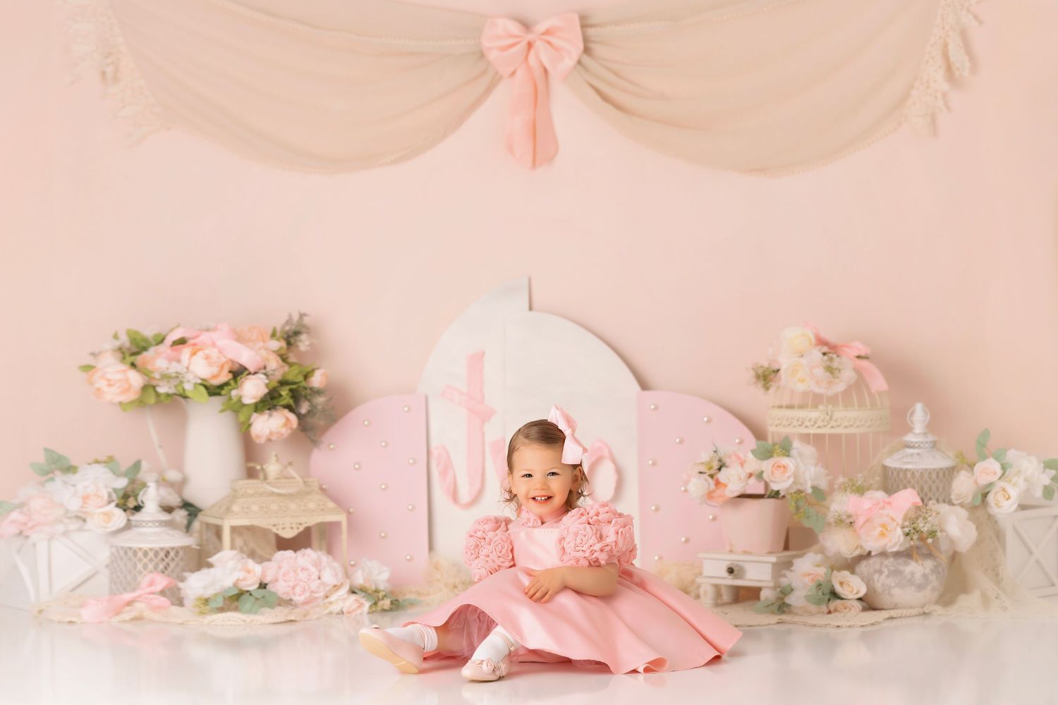 love shack fancy cake smash, baby girl second first birthday photoshoot, los angeles california, best photographer