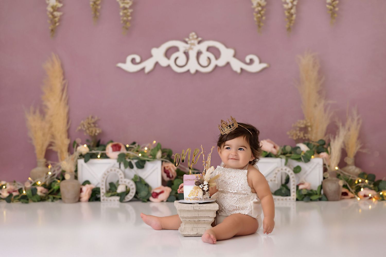 rustic muave boho cake smash, baby girl first birthday photoshoot, los angeles california, best photographer