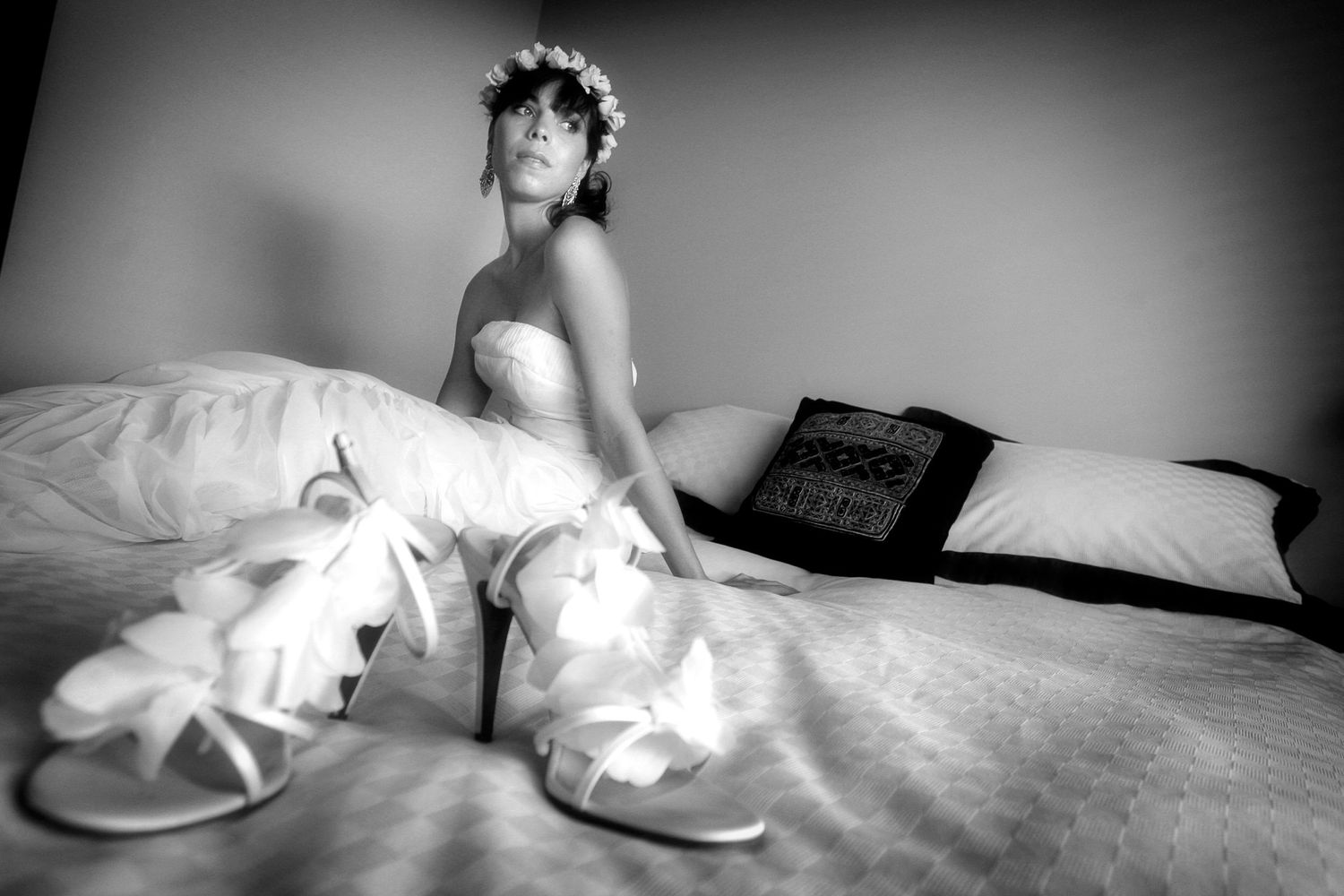 Authentic, storytelling editorial family wedding photography capturing real moments with depth, emotion, and a strong visual narrative