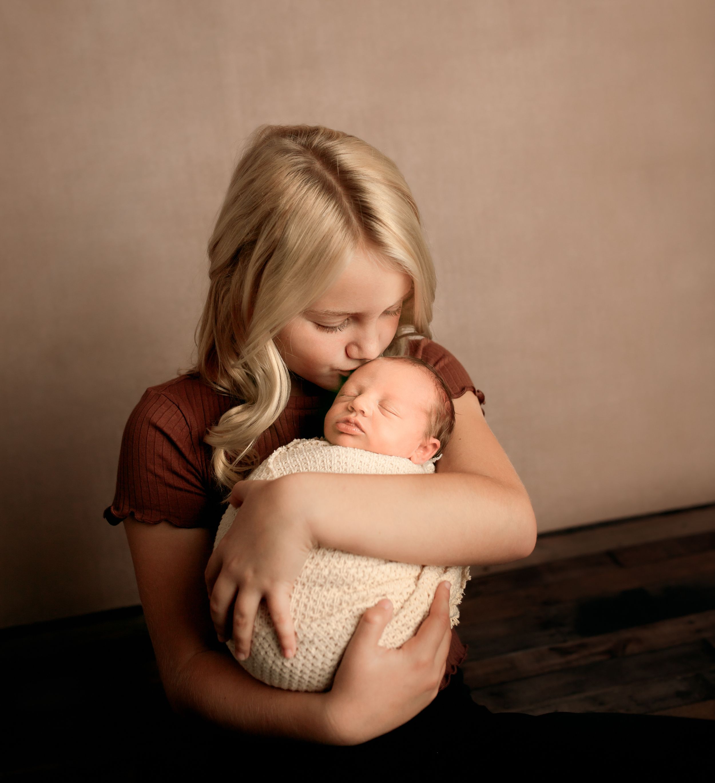 Chillicothe Ohio newborn sibling pose photography