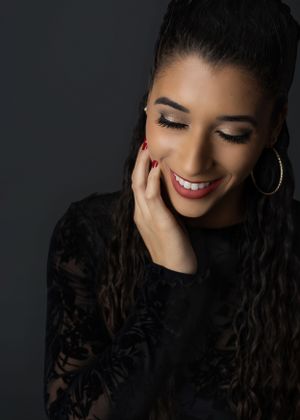 Women's Portrait Studio Near Me