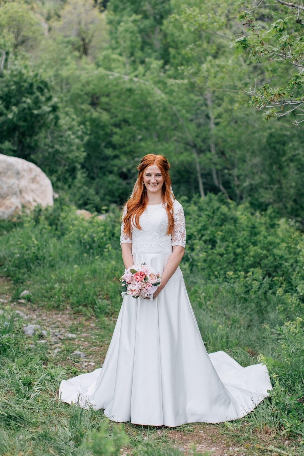 Utah Wedding Photographer Bountiful Eldredge Manor LDS Bride Gorgeous Bridals Utah Venue Snow Basin Provo