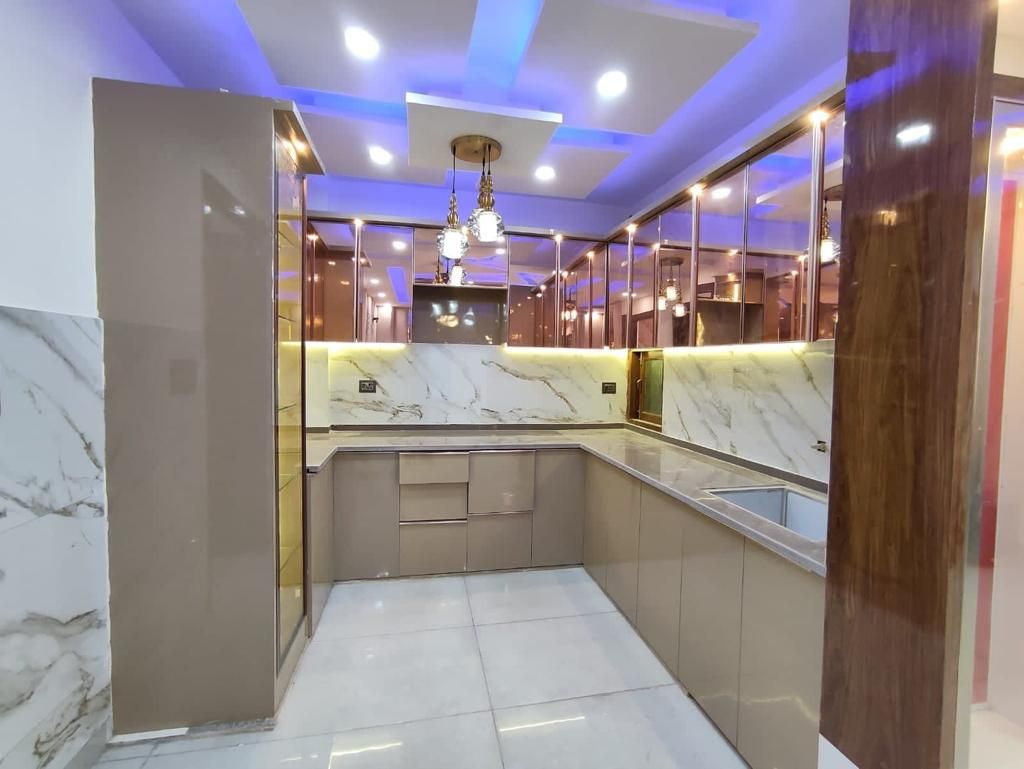 MODULAR KITCHEN