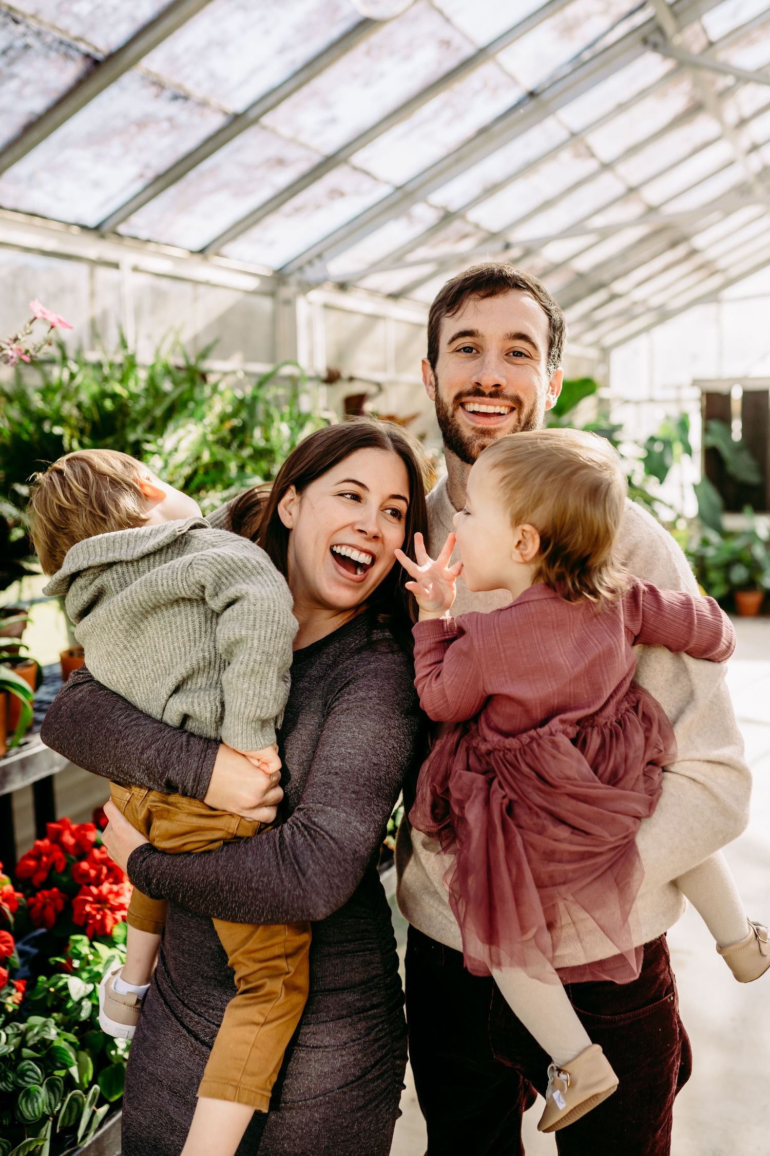 Family photo session in Baton Rouge at the LSU Ag Gardens.