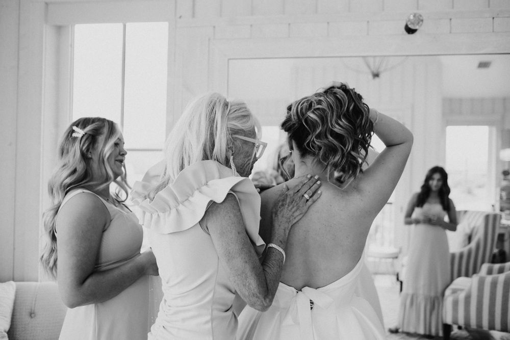 A beautiful, elegant wedding day. Straight out of a storybook.