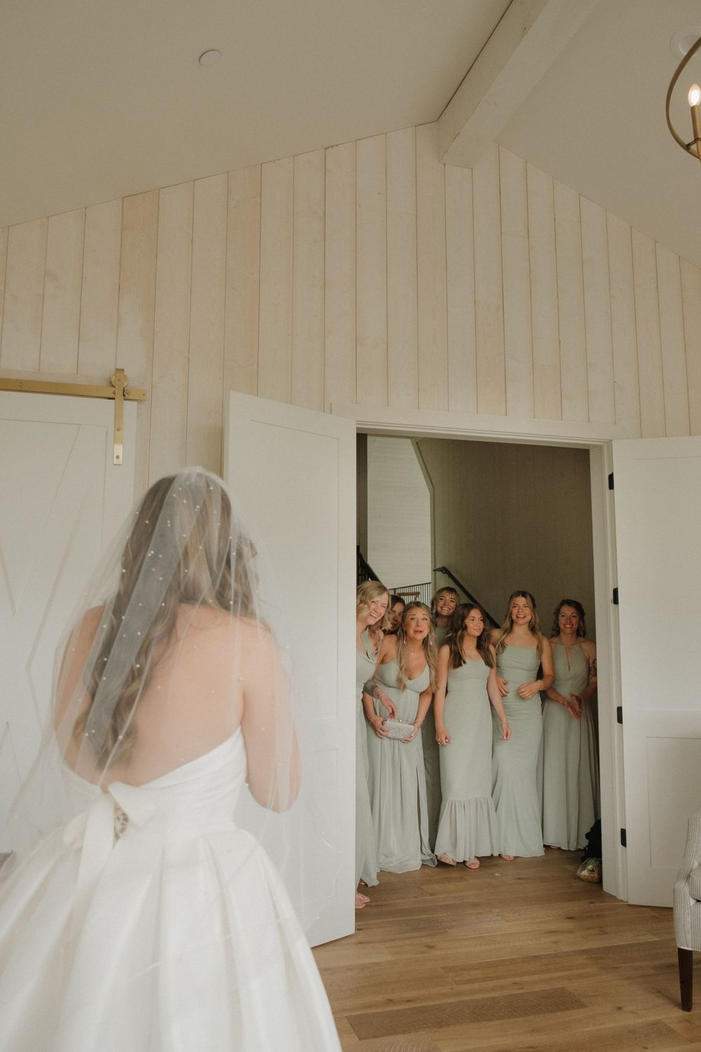 A beautiful, elegant wedding day. Straight out of a storybook.