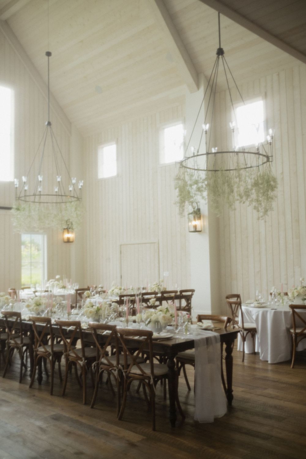 A beautiful, elegant wedding day. Straight out of a storybook.
