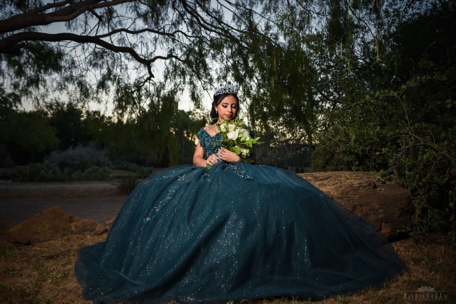 quinceanera photoshoot, quince photo,s quinceanera photography, fotolillyphotography, quinceanera photography, fort wort