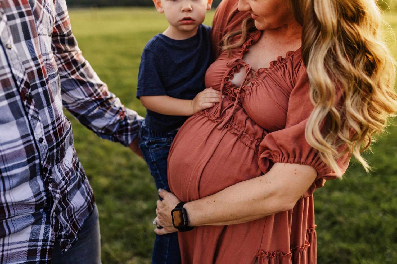 Motherhood Photographer in Marion Indiana