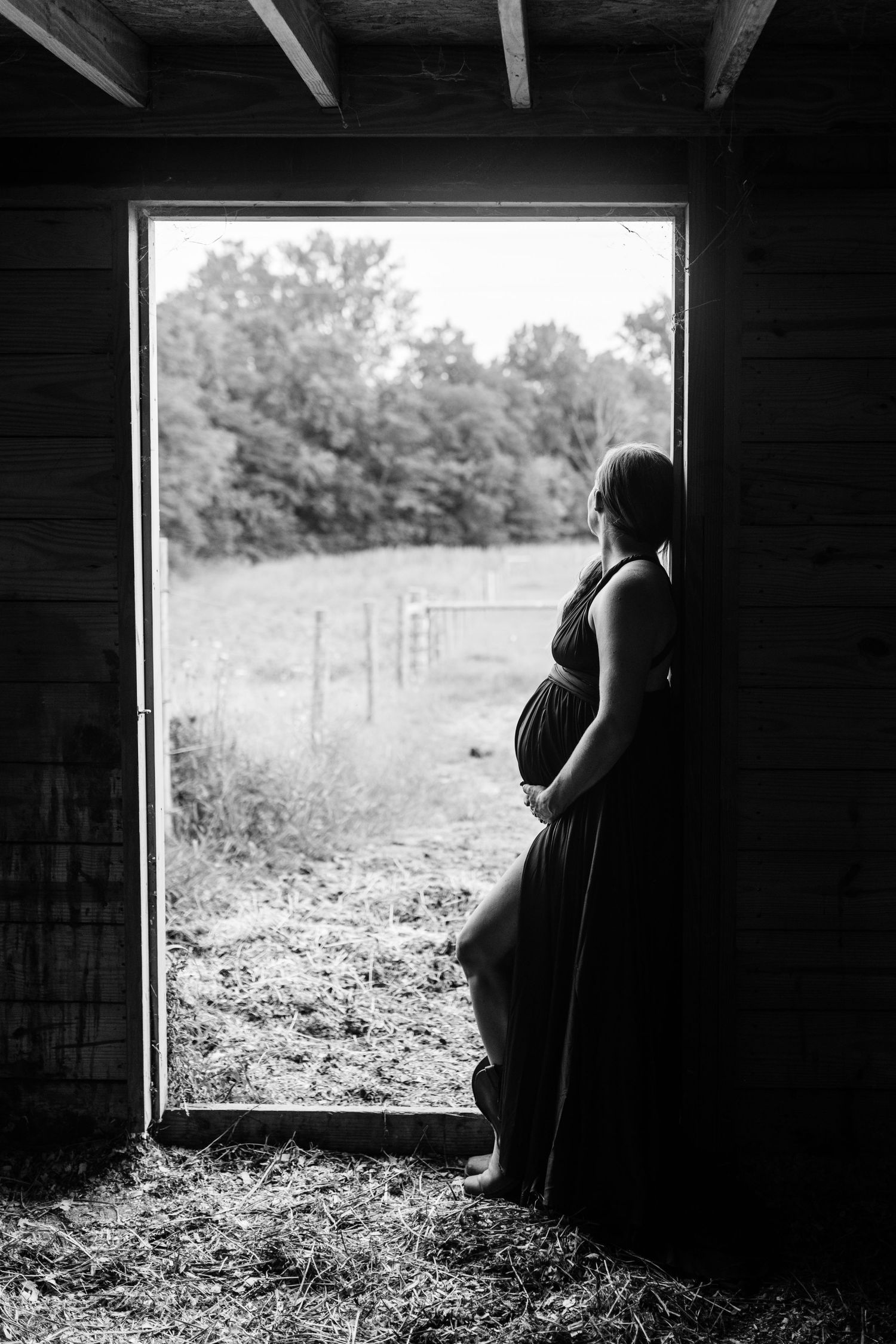 Maternity Photographer in Fort Wayne Indiana