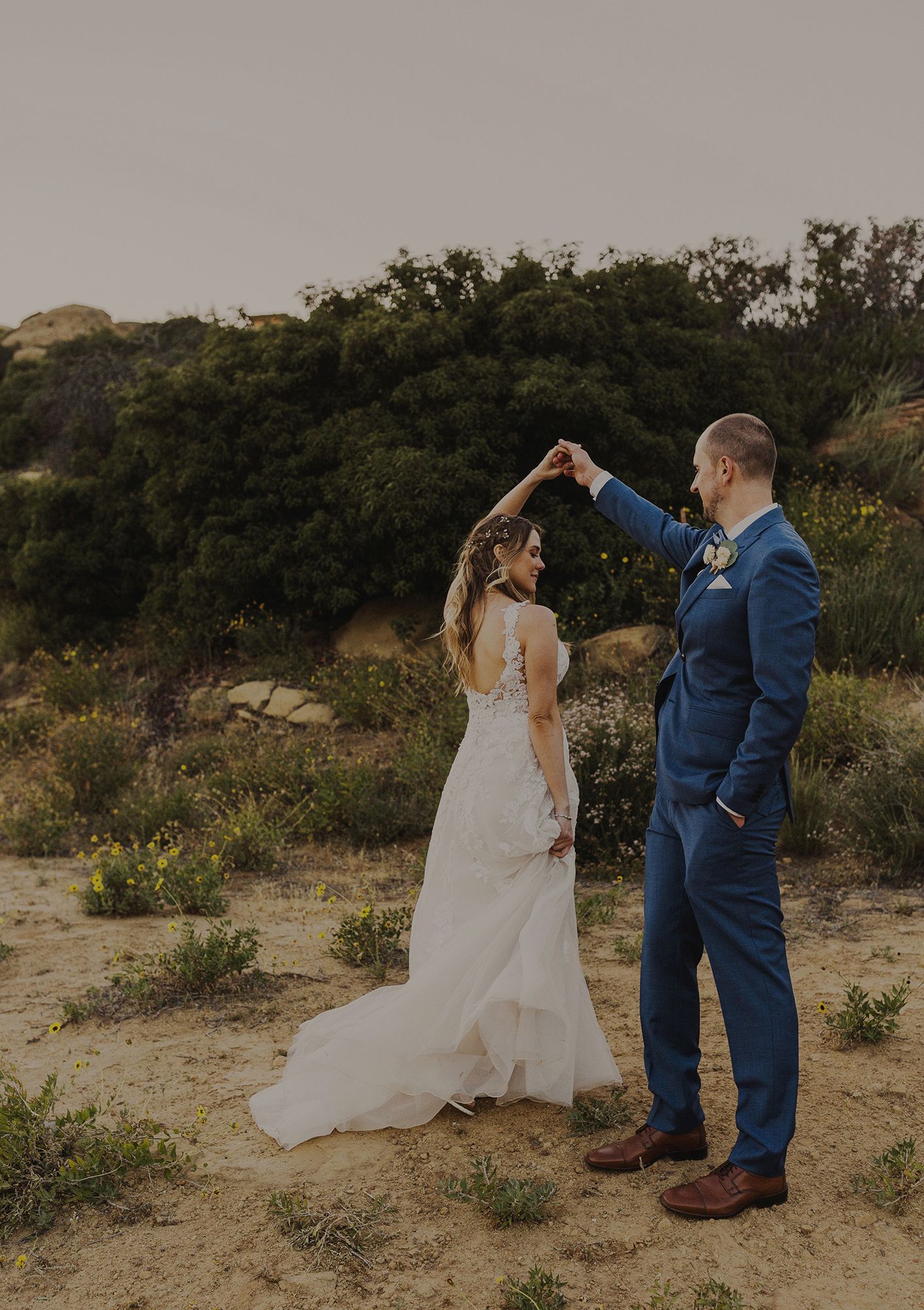 E Noelle Photography backyard wedding in Hidden Hills Los Angeles, bride and groom portrait dancing