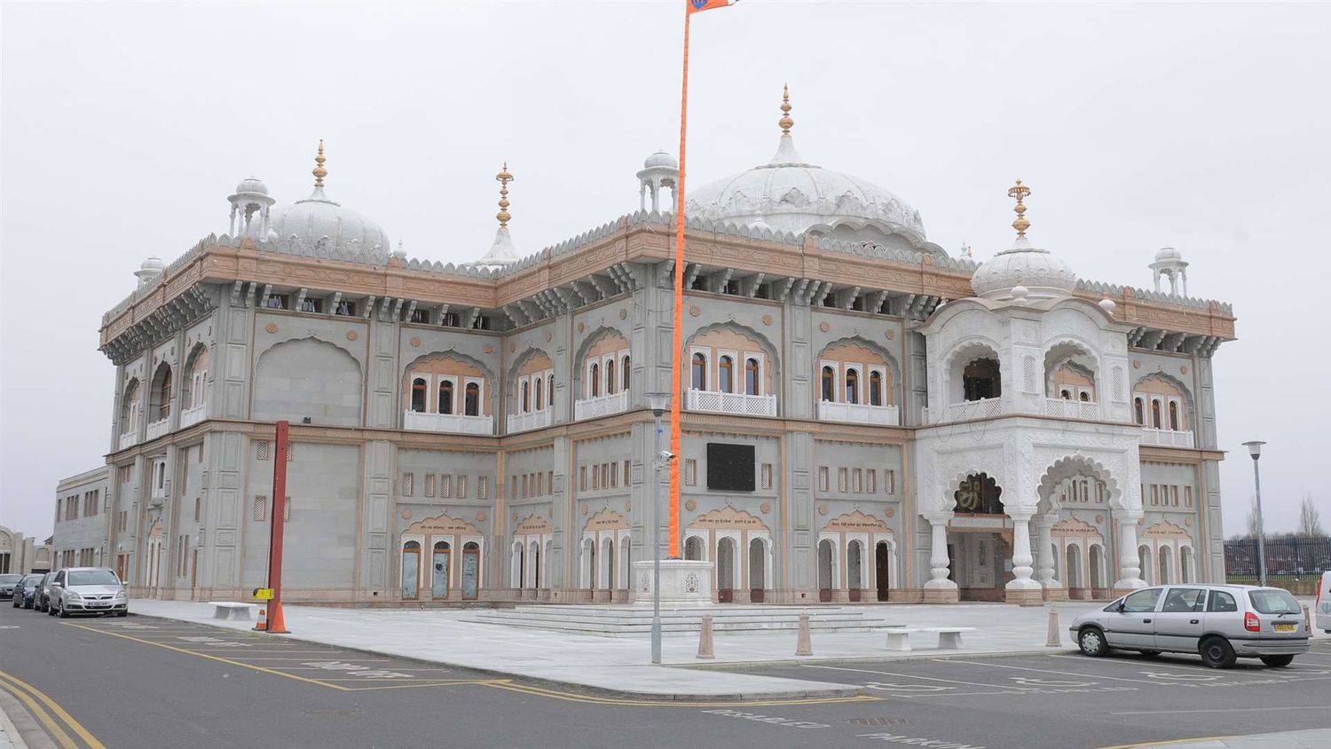 Guru Nanak Darbar Gurdwara Gravesend Kent