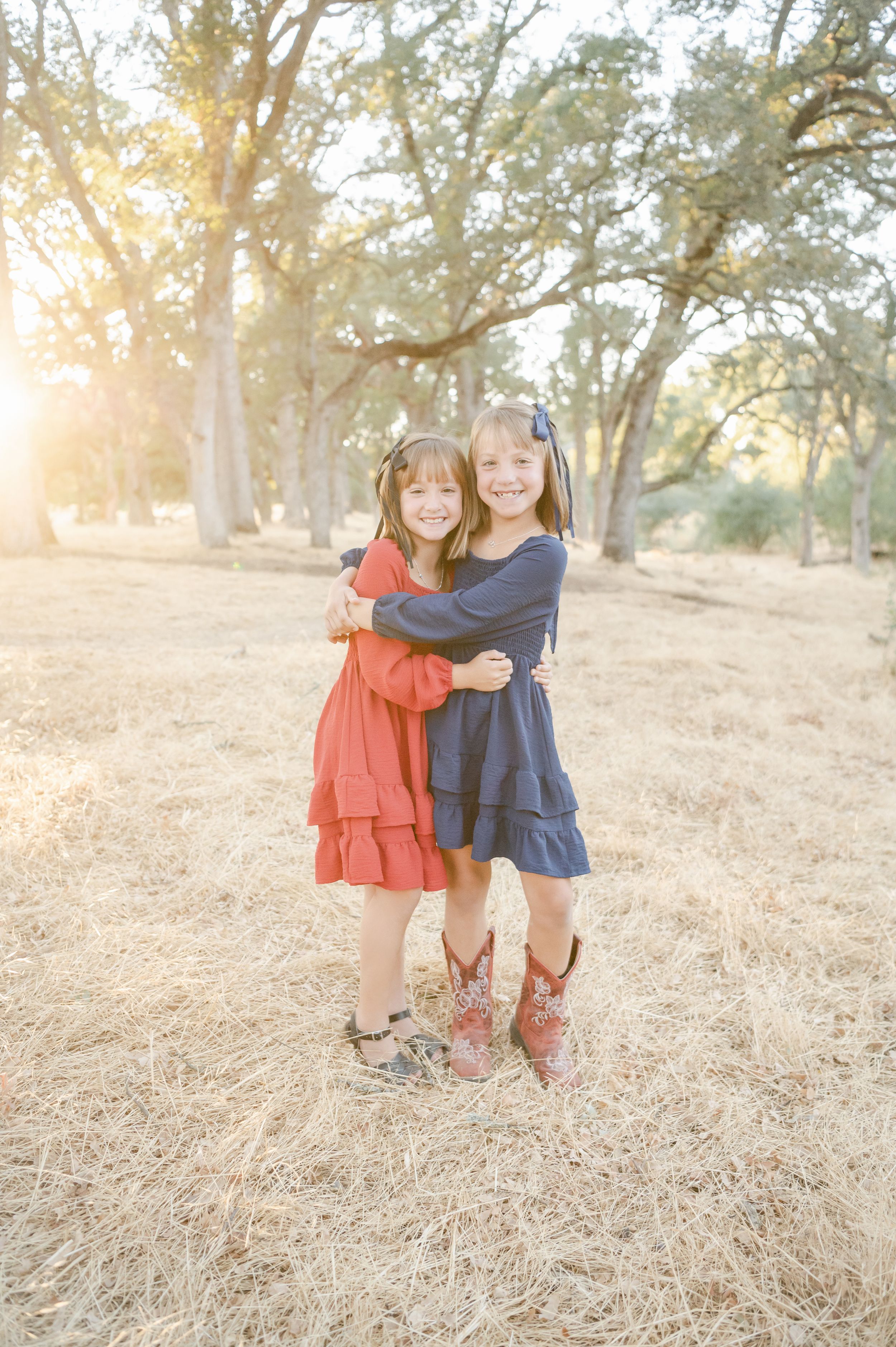 Fall Family Photo Session in California, sisters and best friends, twins.