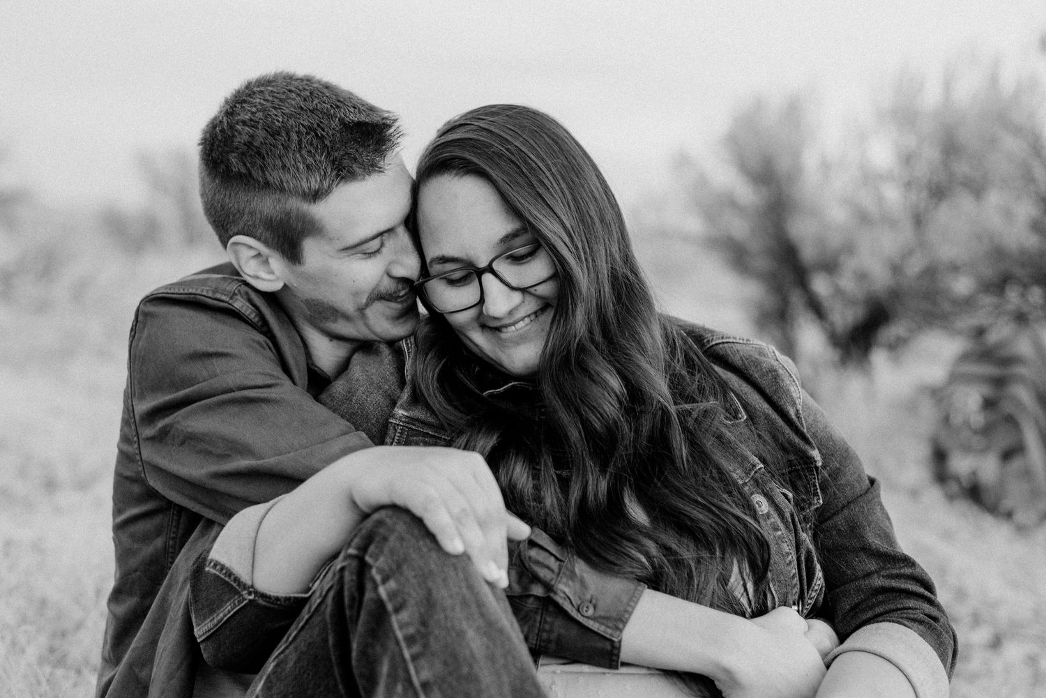 black and white outdoor couples inspo