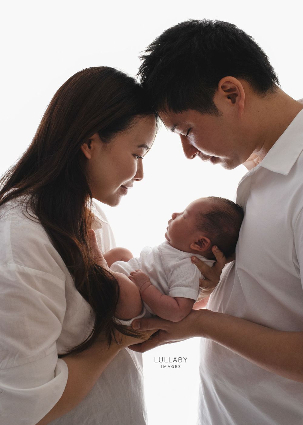 Hong Kong newborn baby family maternity photographer Lullaby Images