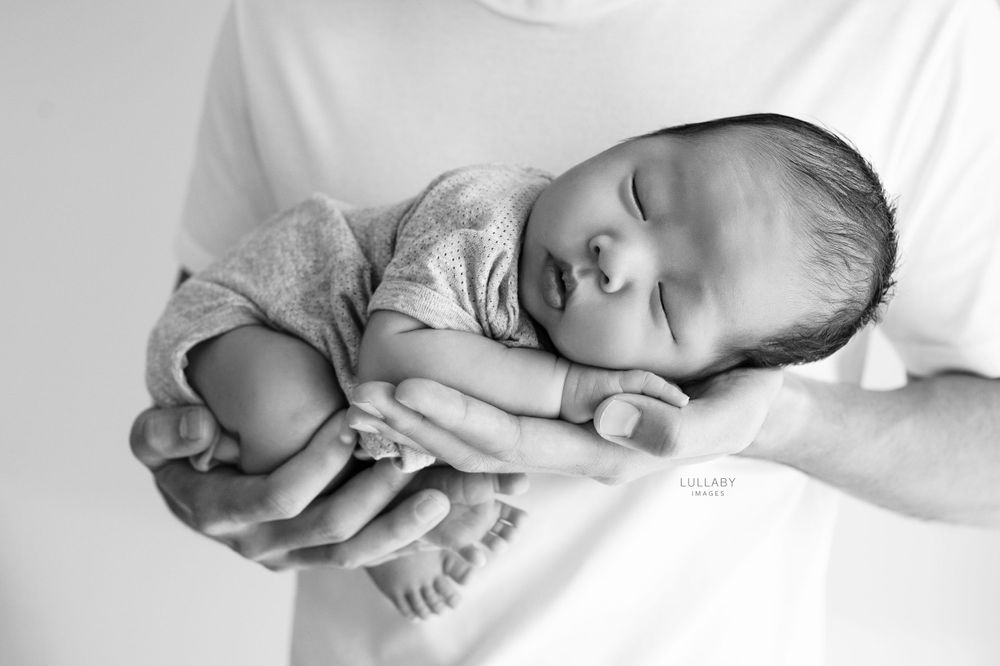 Hong Kong newborn baby family maternity photographer Lullaby Images