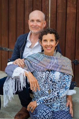 Rachel Aranico Photography, Couples, Husband and Wife sitting on stairs