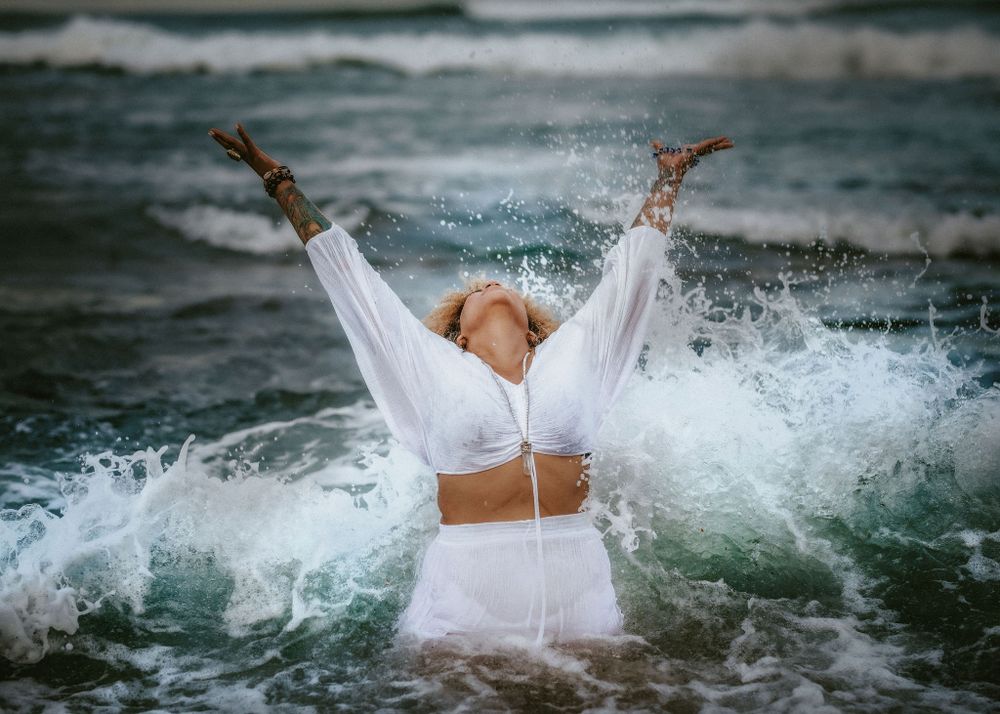 Candid unity: Women's retreat vibes in Costa Rica