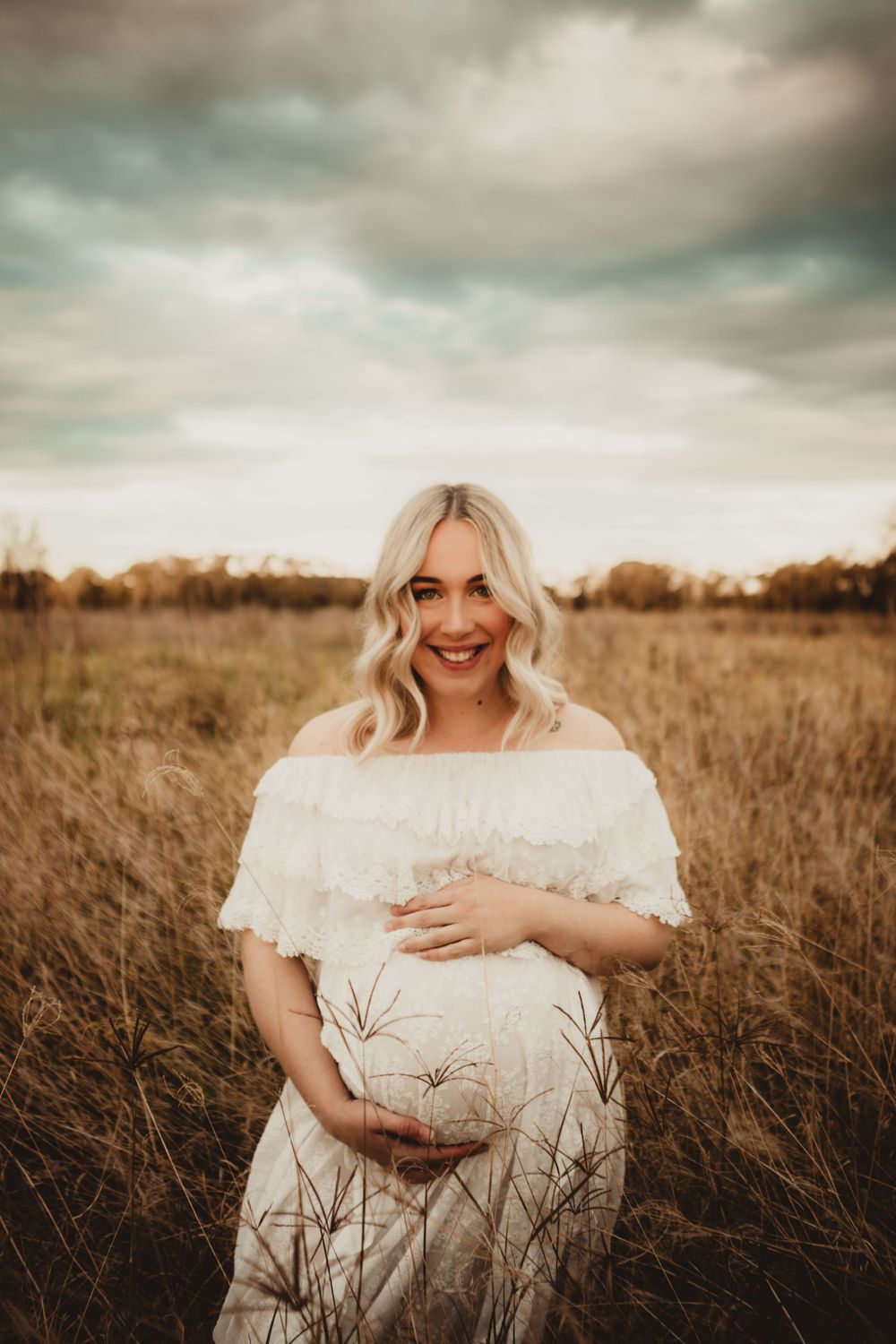 Family Maternity golden hour beach session photography client wardrobe couples photo session photographer mid north coast old bar cundletown