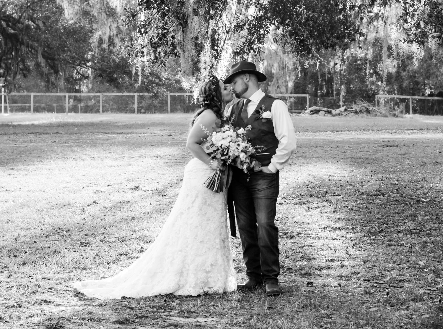 Wedding portrait shoot during wedding in thomasville,ga