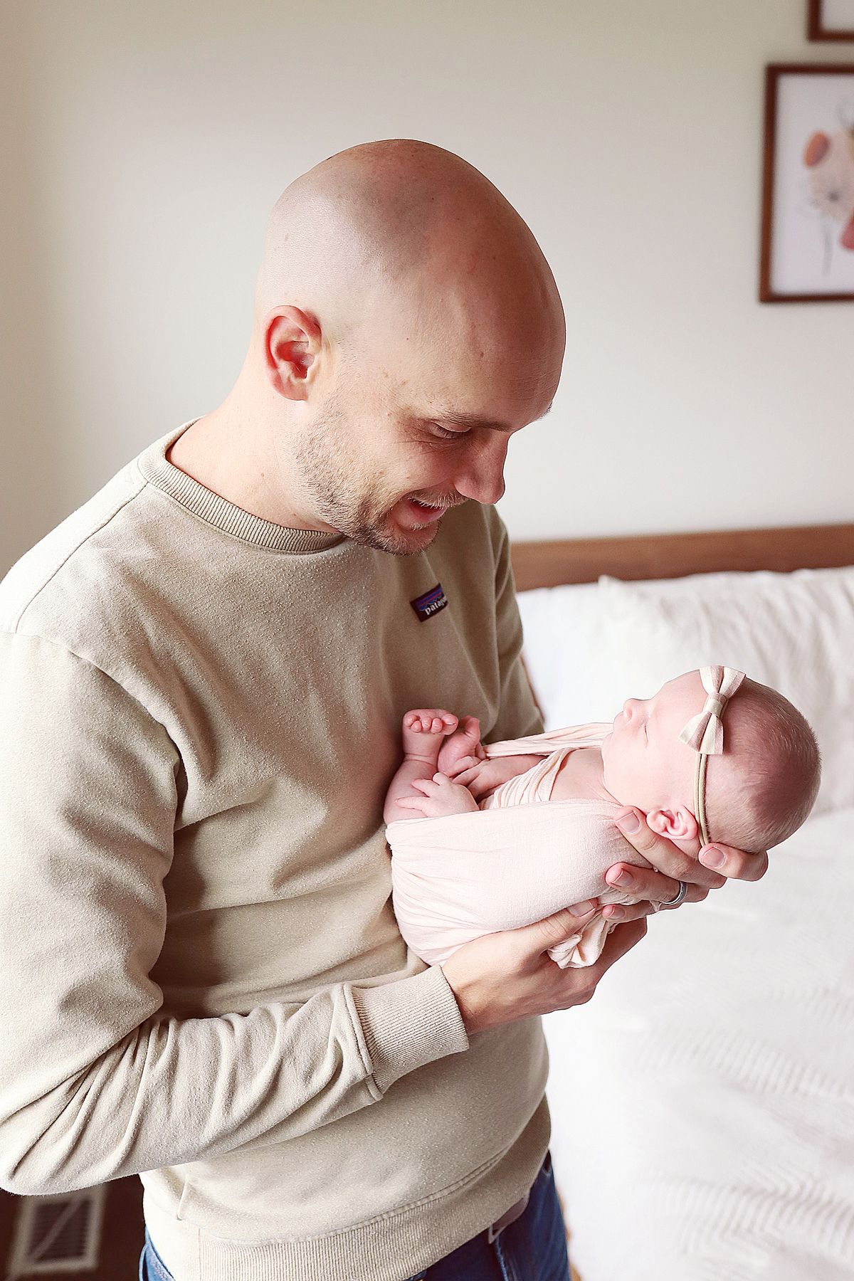 daddy and newborn photos, utah newborn photography, baby photos Lehi