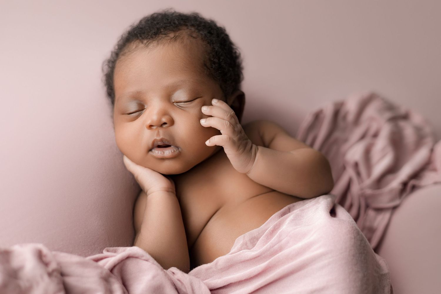 BABY GIRL PHOTOGRAPHY SESSION NEWBORN SESSION NEWBORN SESSION NEWBORN PHOTOGRAPHER NEAR ME