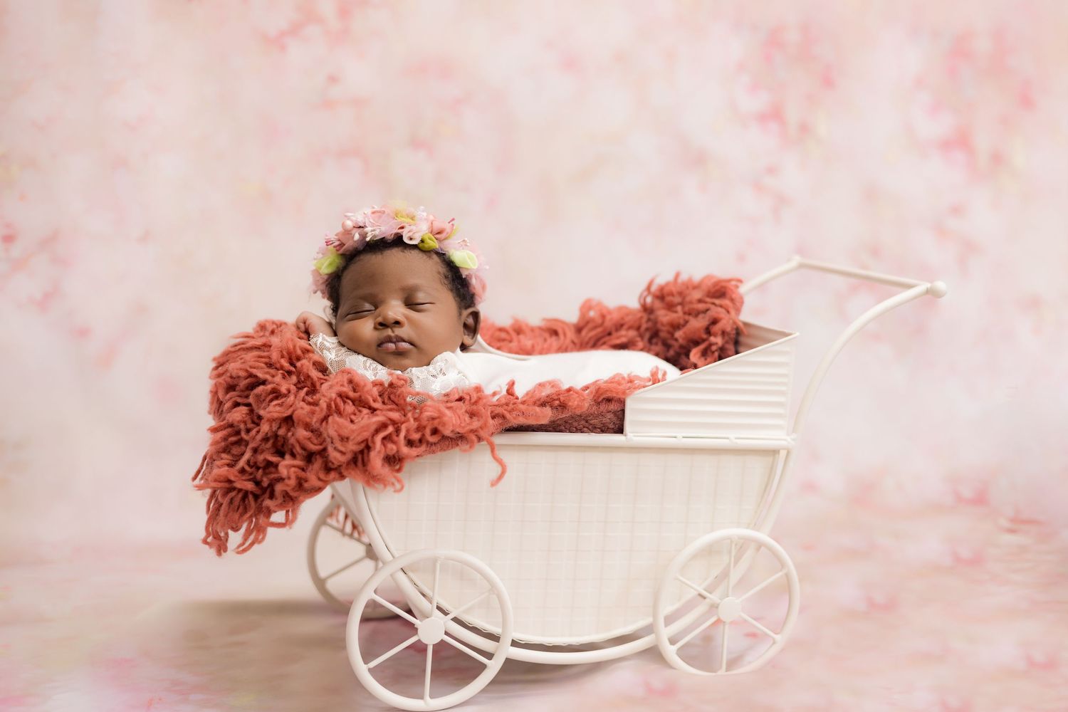 NEWBORN SESSION PHOTOGRAPHER NEAR ME BEST BABY PHOTOGRAPHER BLOOMFIELD NJ