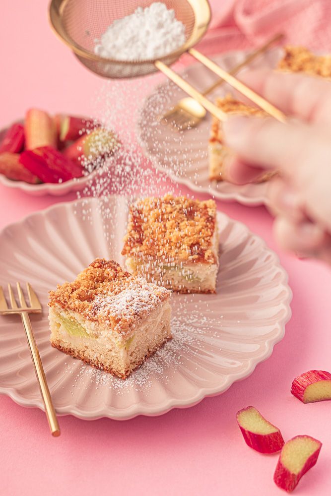 Crumb Cake Recipe With Rhubarb - Photo by © Reka Csulak Three Pod Studio