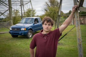 boys senior pictures with truck
