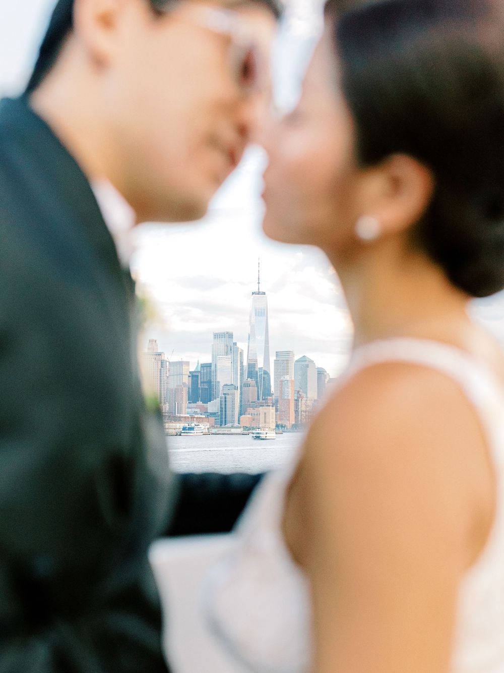 NYC Yacht Wedding Atlantica cruise Skyline Reception Jeanie Jang Photo NYC Wedding Photographer
