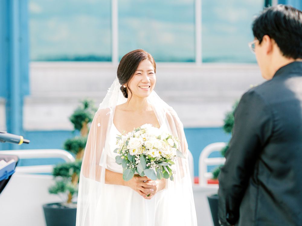 NYC Yacht Wedding Atlantica cruise Skyline Reception Jeanie Jang Photo NYC Wedding Photographer