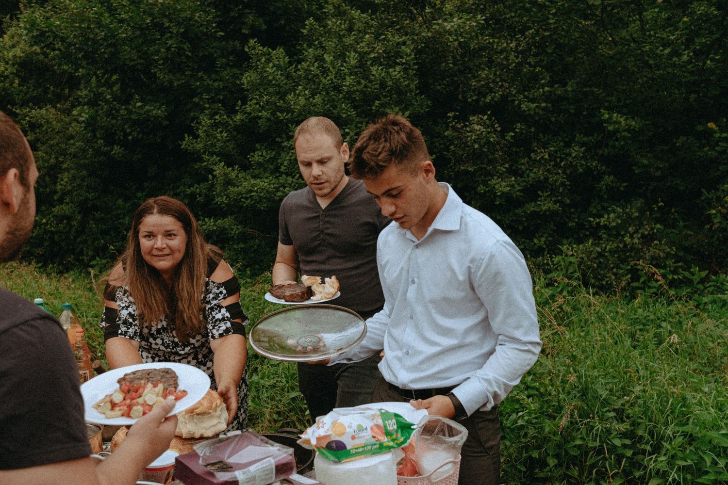 сватба, рокля, сватбена, фотограф, фотосесия, снимане, снимки, булка, младоженец, влюбени, двойка, русе, варна, пловдив