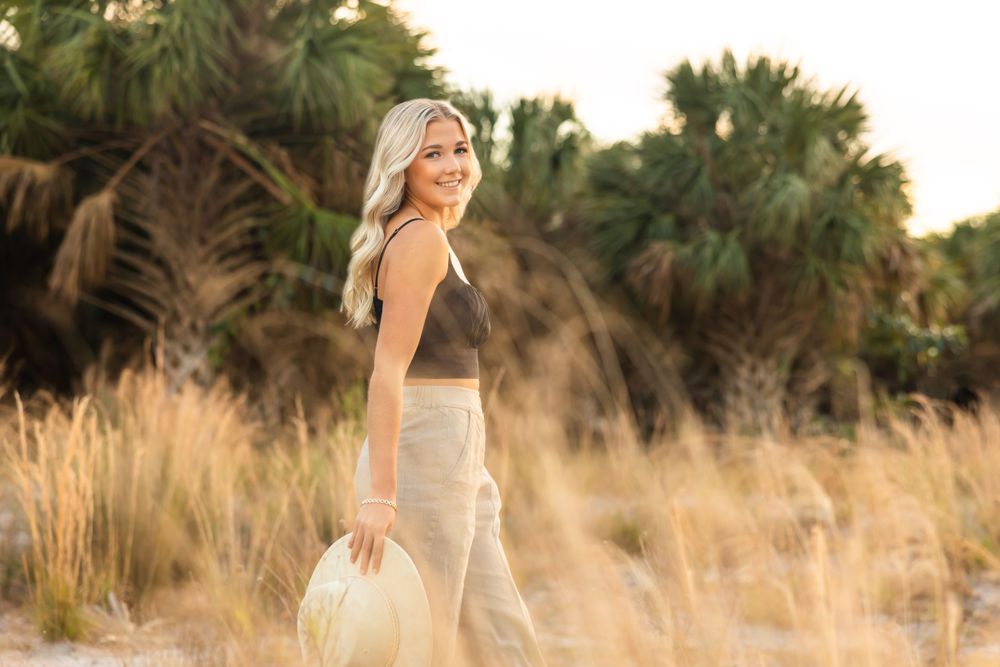 Sarasota Photographer Creative Lakewood Ranch Beach Women Photography Product Content Photos Commercial Couples Love Confidence Senior Photo