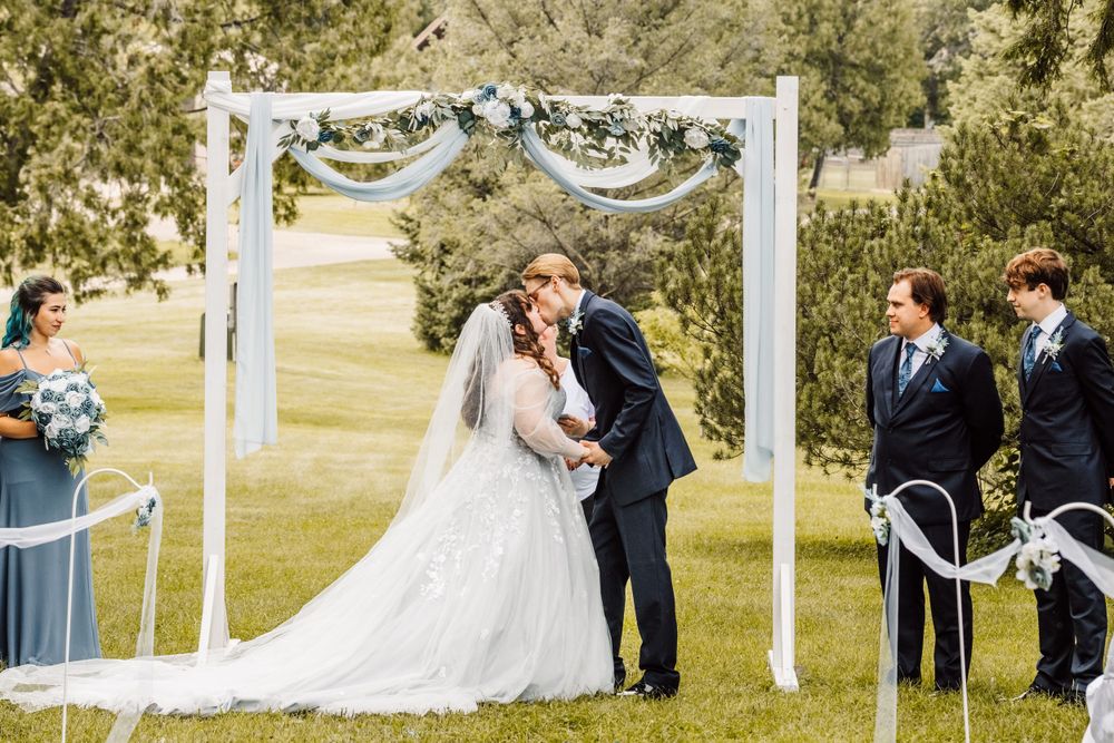 Eagle Point Park wedding in Clinton, Iowa