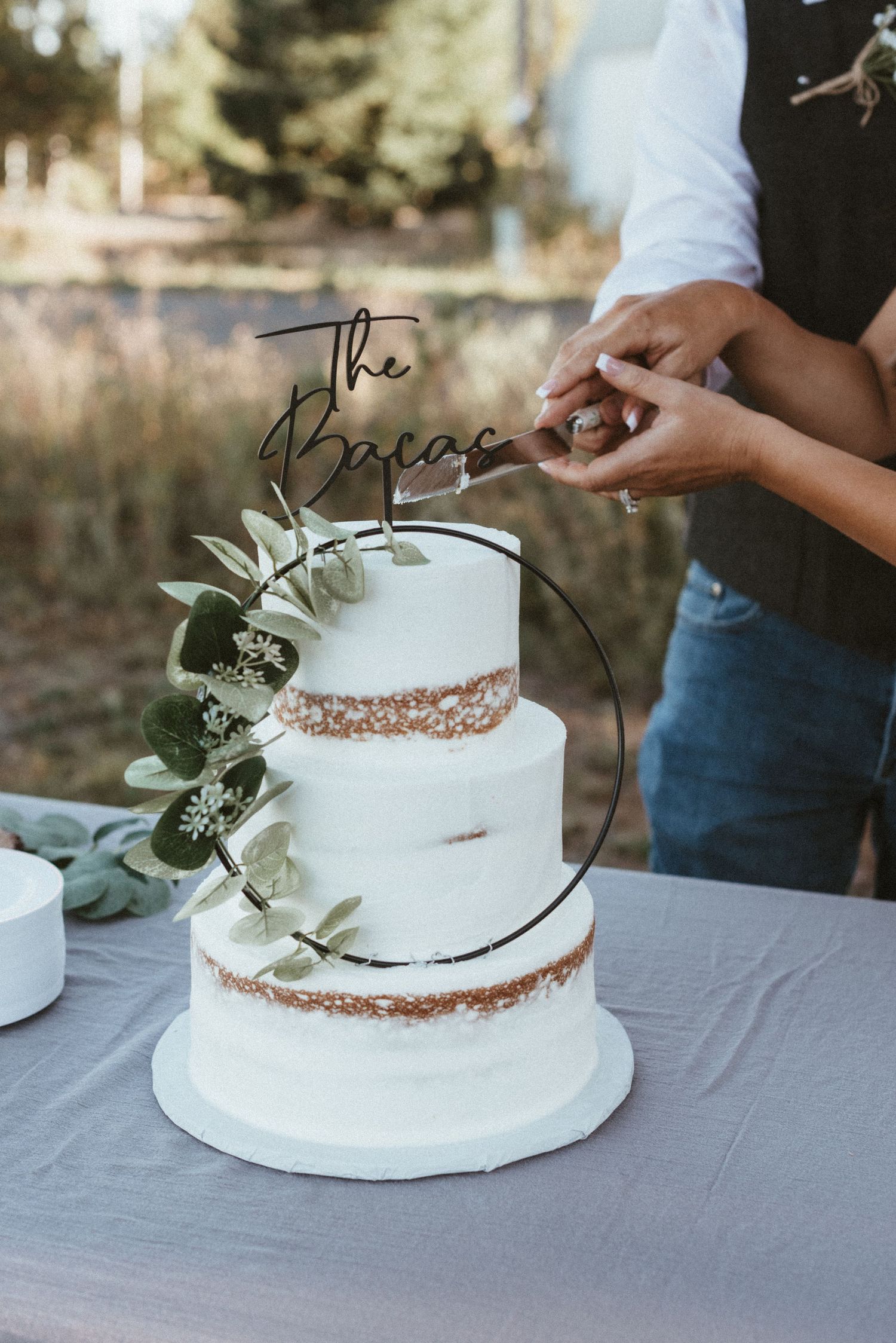 wedding cake minimalist