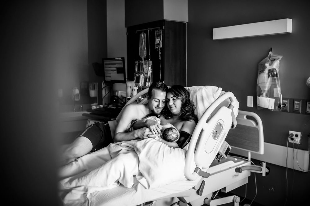 Birth Photographers near Troy Michigan