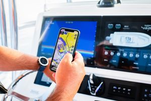 attrezzatura di bordo e app di navigazione