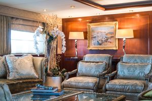 prestigiosi interni in yacht a portofino